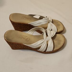 Onex wedge Sandals size 40 9US